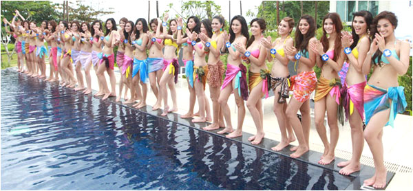ชุดว่ายน้ำ มิสไทยแลนด์เวิลด์ 2011 รอบ 30 คนสุดท้าย